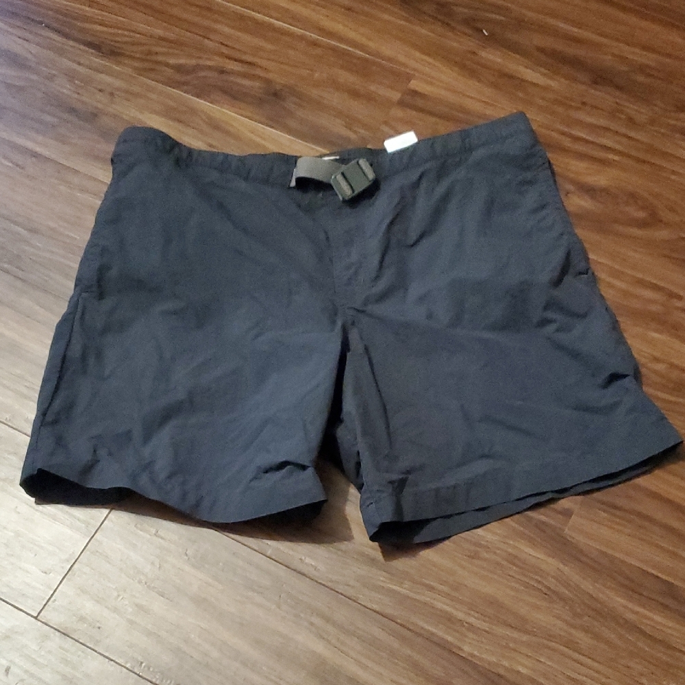 Columbia Men's Black Athletic Quick-Dry Shorts with Integrated Belt